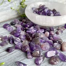 Amethyst tumbled xsm (x4) pocket stone crystal specimen
