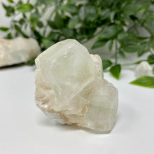 Apophyllite with Stilbite Crystal Specimen (04)
