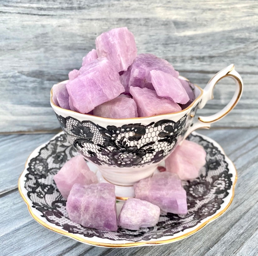 Kunzite raw stone specimen (x-sm)