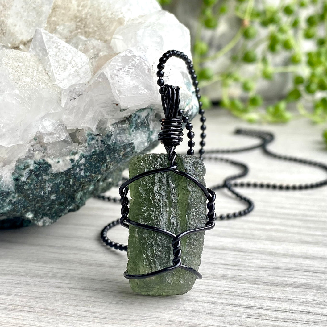 Moldavite wire wrapped necklace (02)