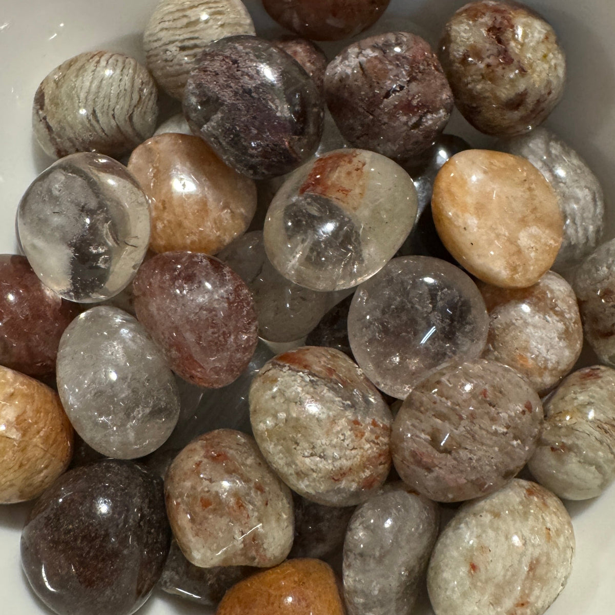 Garden Quartz thousand-layer pocket stone — alternate view