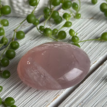 Rose Quartz Palm Stone Specimen (with Asterism)