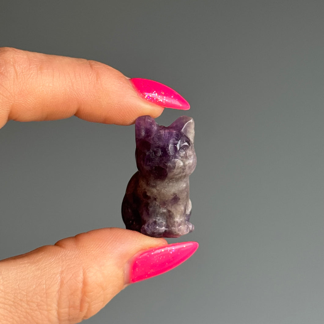 Amethyst Cat Carving Crystal Specimen