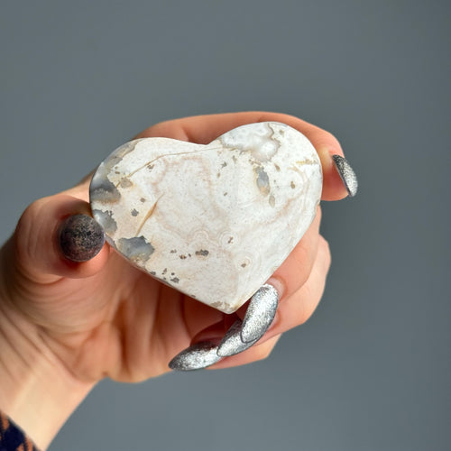 Agate Heart Crystal Specimen – Wholehearted Crystal Creations