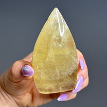 Citrine (heat-enhanced) Flame specimen