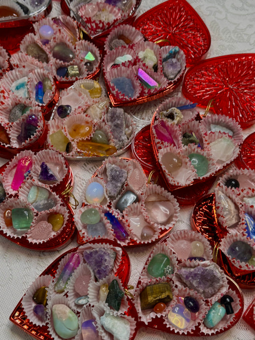 Heart Box of Crystals / Valentines Day / Love Day