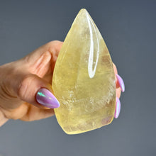 Citrine (heat-enhanced) Flame specimen