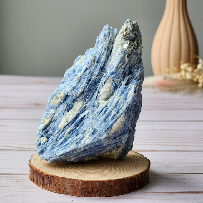Blue Kyanite (Raw) Specimen (1)