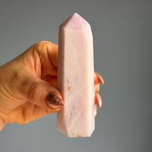 Kunzite Tower Specimen – Wholehearted Crystal Creations