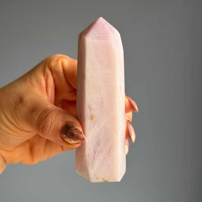 Kunzite Tower Specimen – Wholehearted Crystal Creations