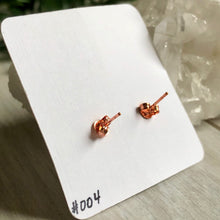 Rose Quartz Stud Earrings | Rose Gold | 10mm (004)