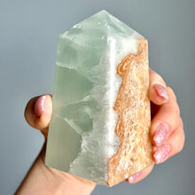Caribbean Calcite Tower Specimen (1)