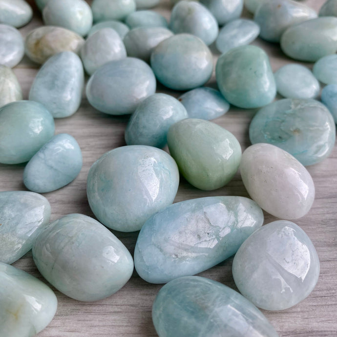 Aquamarine Tumbled Pocket Stones (LG)