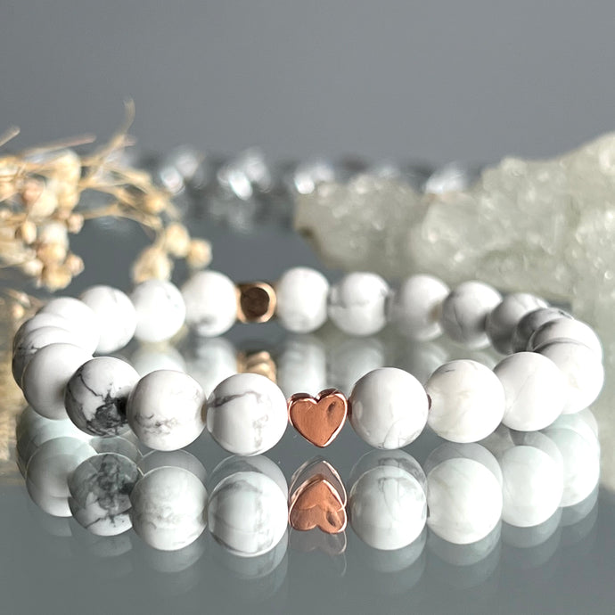 Howlite with Heart Shaped Rose Gold Hematite Spacer Stretch Bracelet