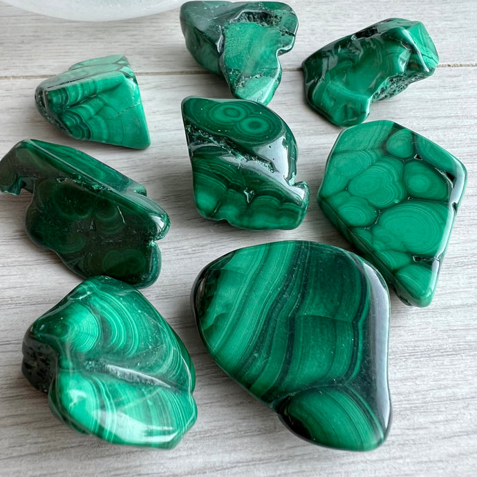 Malachite tumbled pocket stone specimen (LG)